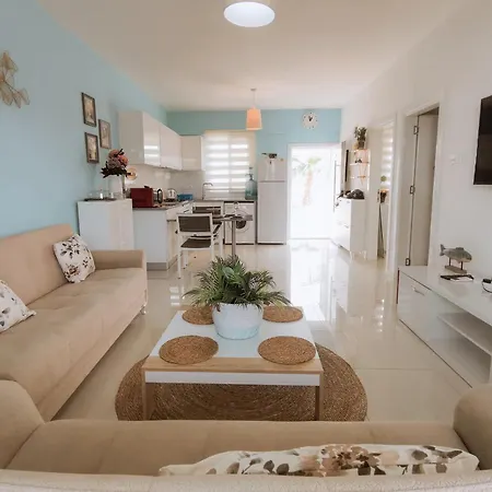 Трехкомнатные Апартаменты В Жилом Комплексе Caesar Beach D4 Flat8 Apartmán *